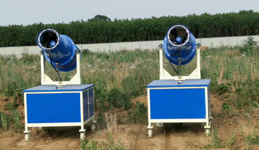 深圳地鐵施工工地利用霧炮機大力治理揚塵污染問題 深圳地鐵施工工地利用霧炮機大力治理揚塵污染問題