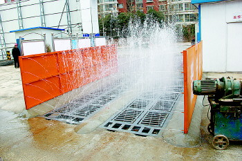 為保城市空氣清新,蓬萊市住建局強(qiáng)化揚(yáng)塵監(jiān)測治理 為保城市空氣清新,蓬萊市住建局強(qiáng)化揚(yáng)塵監(jiān)測治理